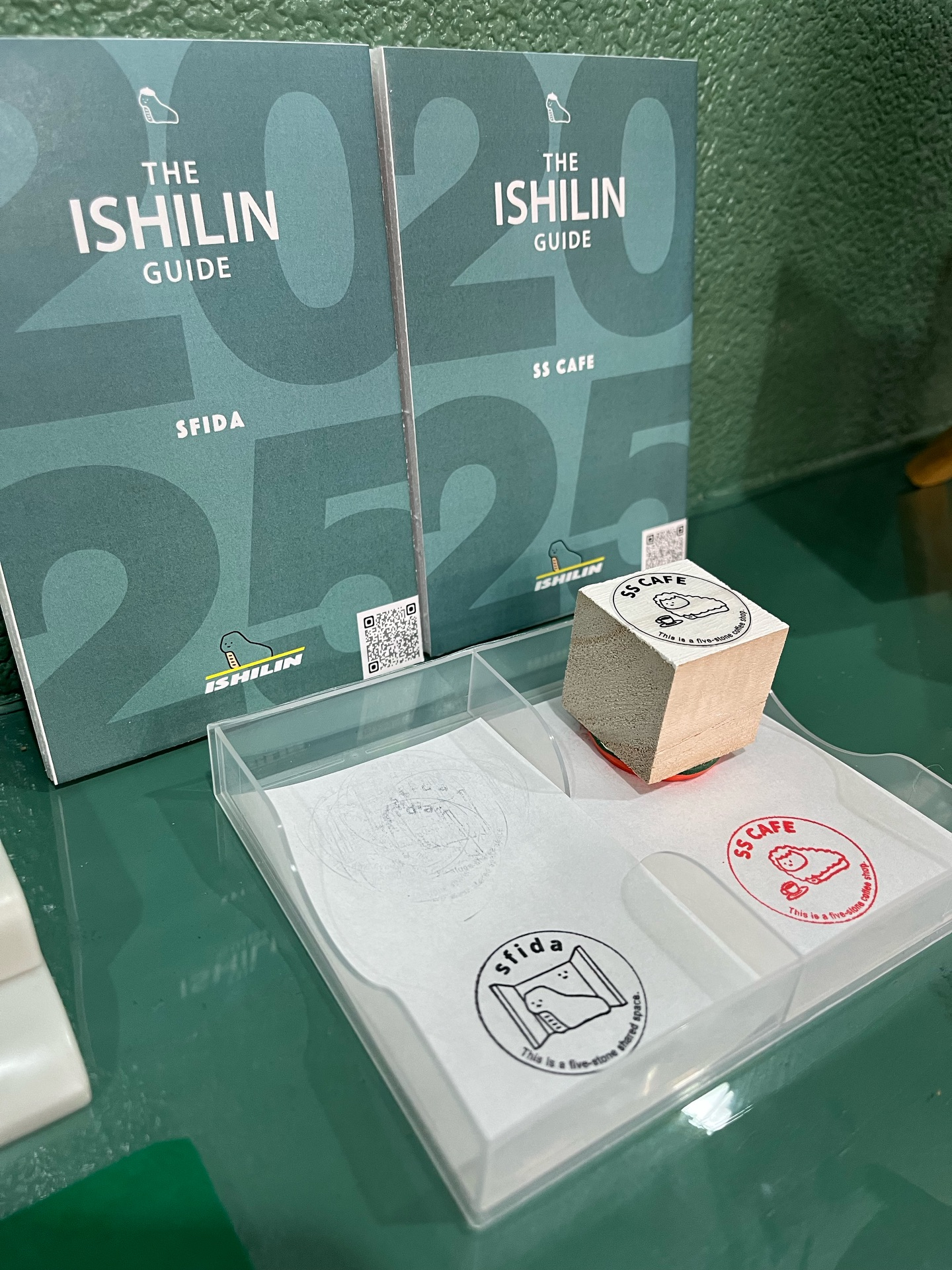 【12/20(土)営業です！(中の人は出張)】