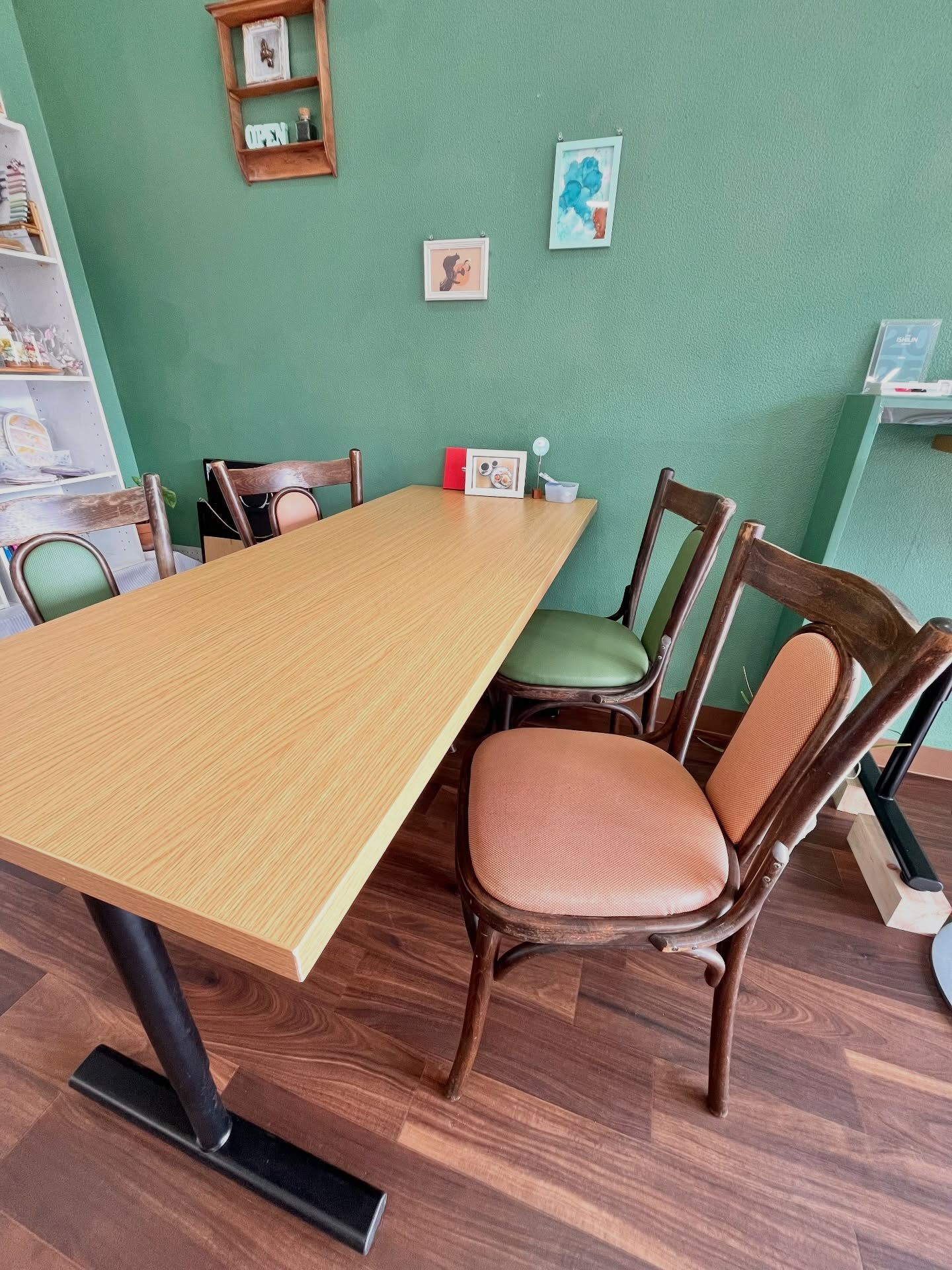 【テーブルのチェアを変えました！🪑】