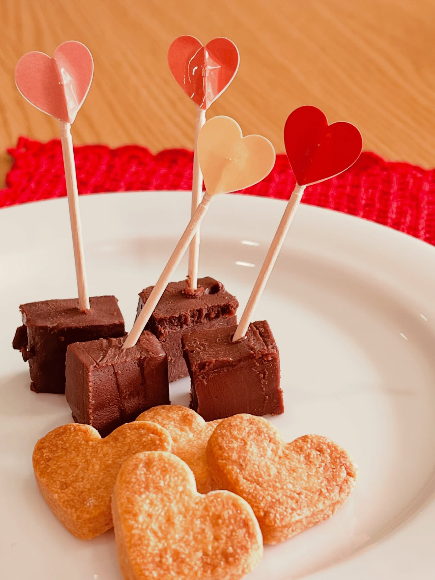 【バレンタインデーに濃厚ショコラータはいかが？】