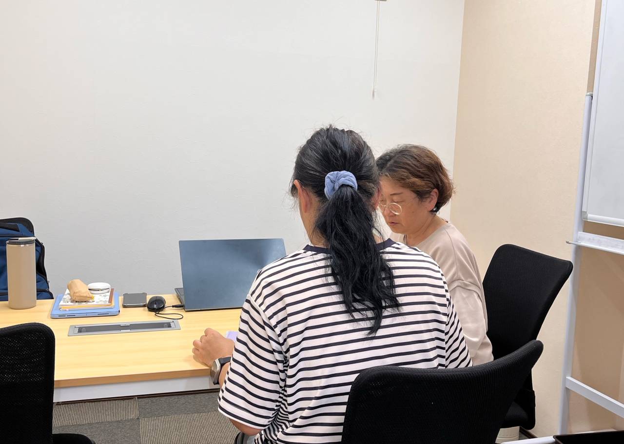【1人でも、みんなでも、周りが気にならない会議室】